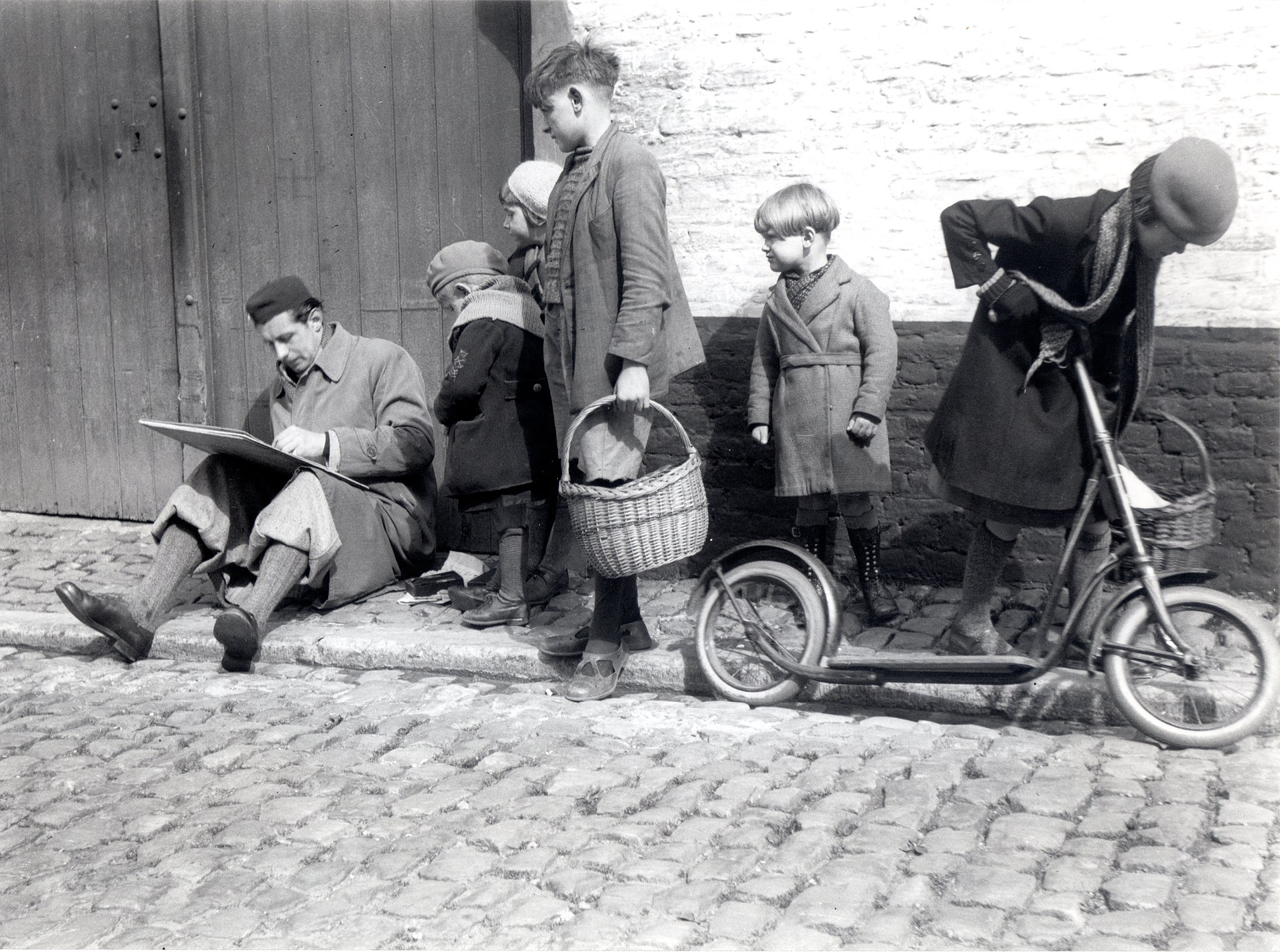 alternative transportation push scooter