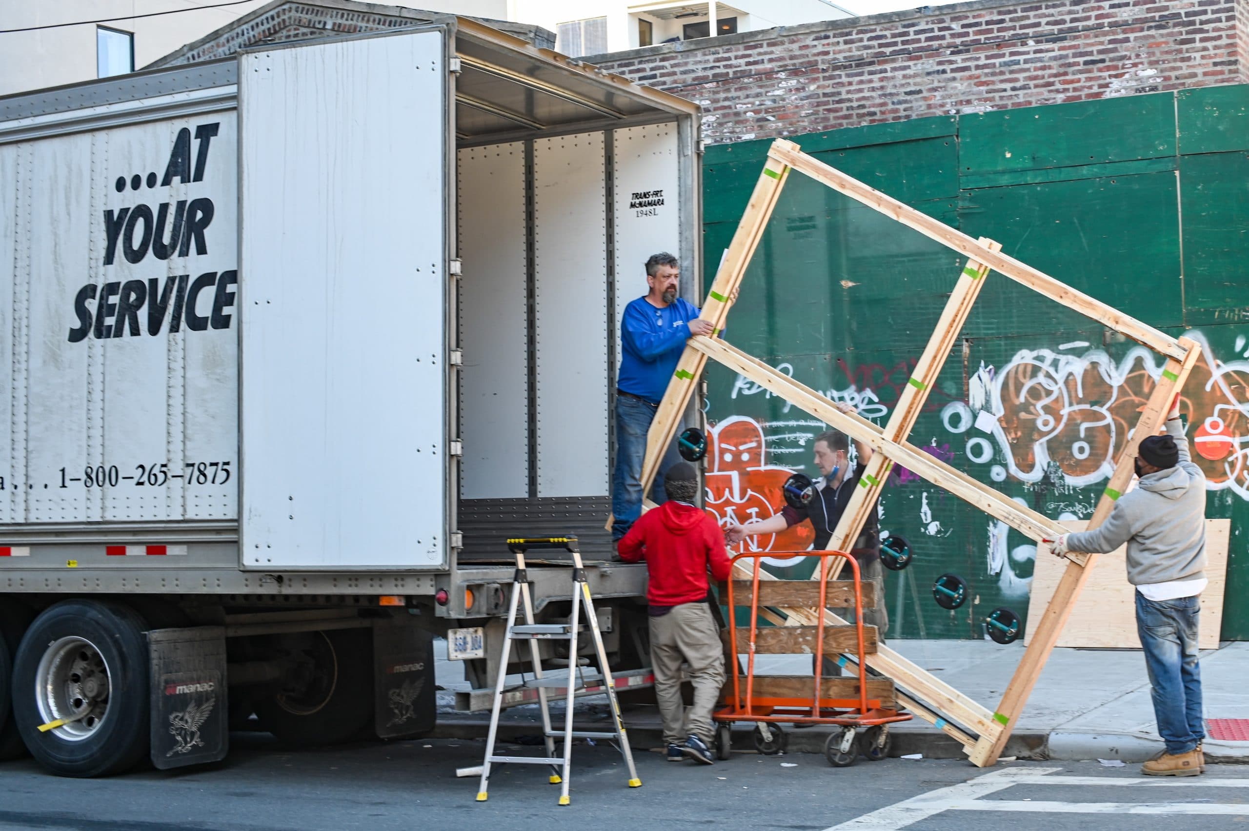 white glove delivery of refurbished item