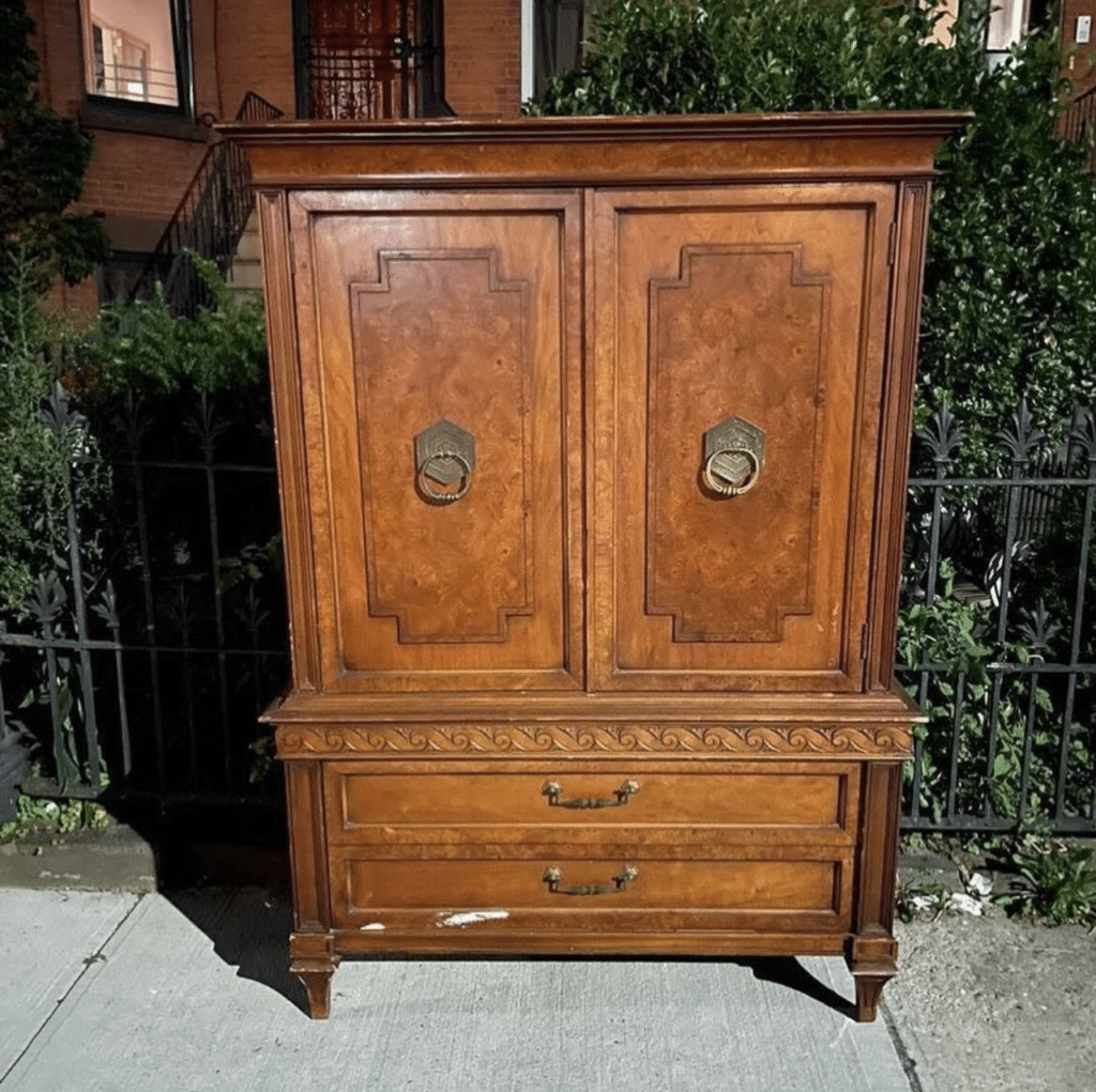 free furniture find on new york stoop